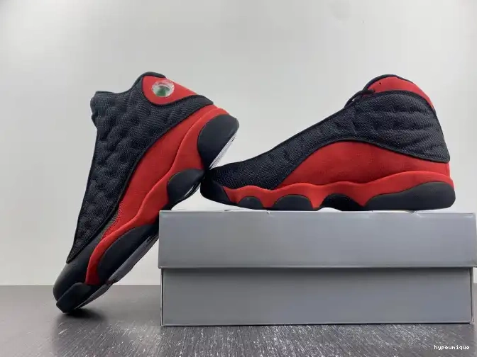 HYPE 414571-004 13 (2017) Retro Jordan Bred 0601